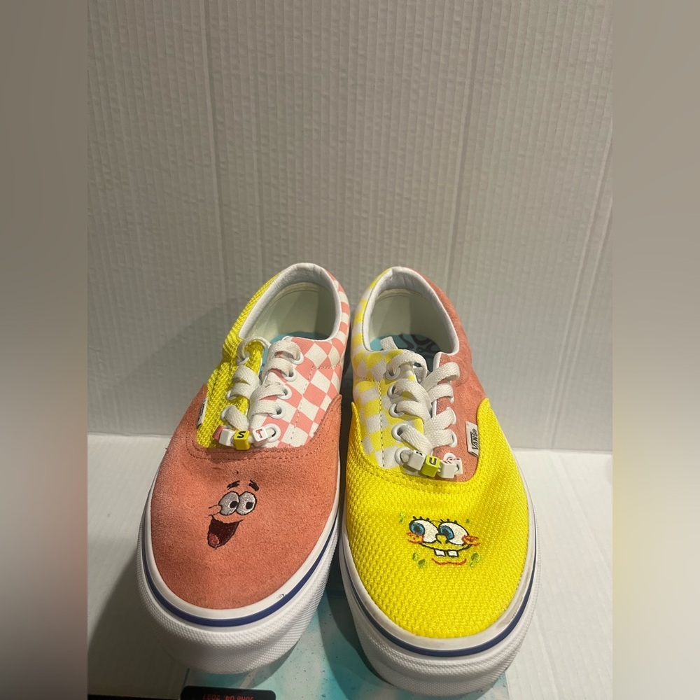 Vans Unisex SpongeBob SquarePants Shoes - Yellow and Pink